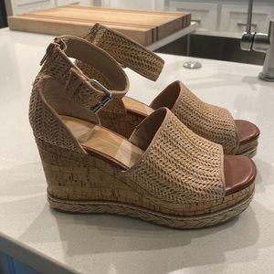 Dolce Vita wedges sandals espadrilles sz 8
